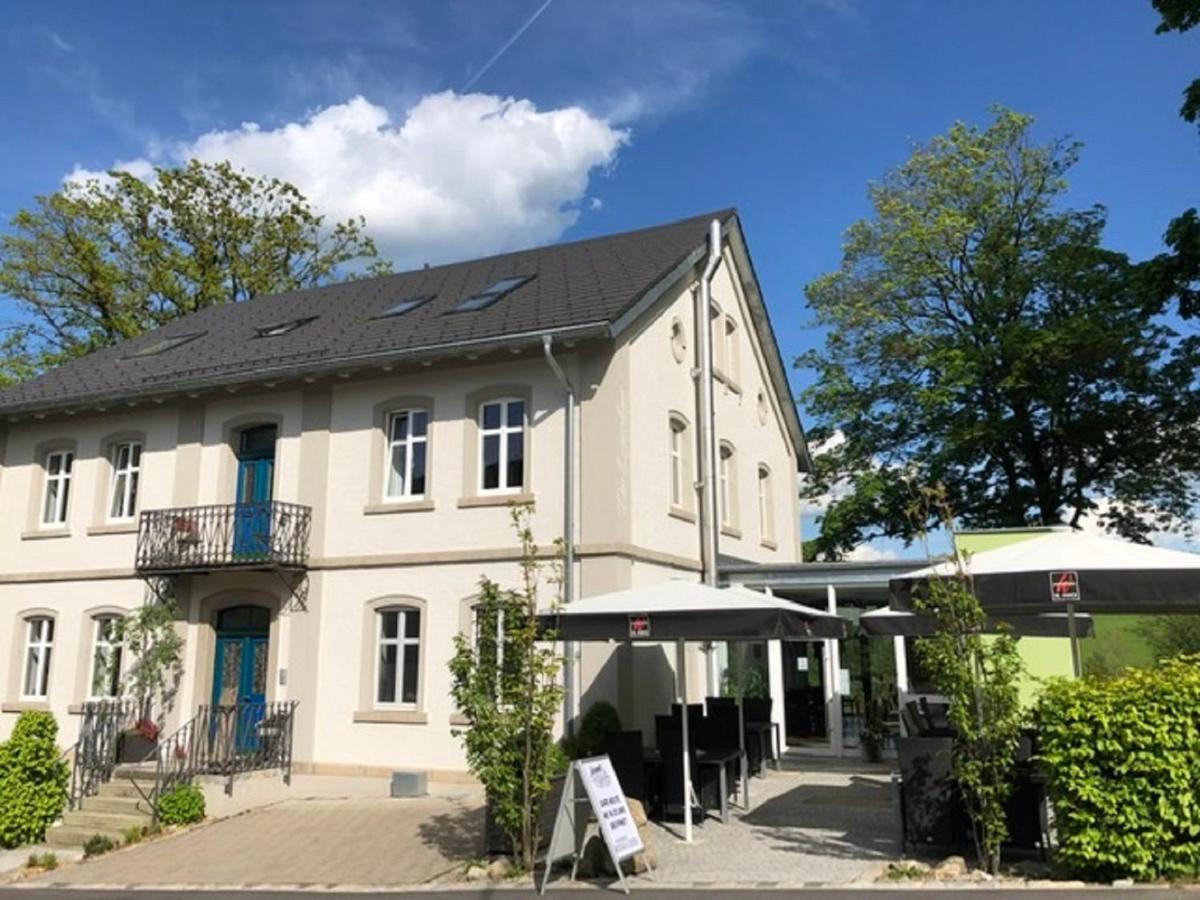 Das Logierhaus Bad Alexandersbad Bagian luar foto