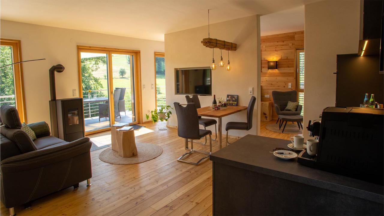 Das Logierhaus Bad Alexandersbad Bagian luar foto